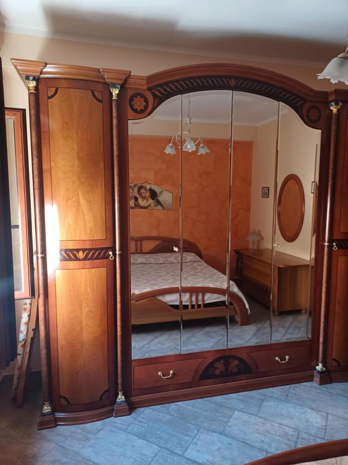 Holiday Homes Campofelice Di Roccella Luaran gambar