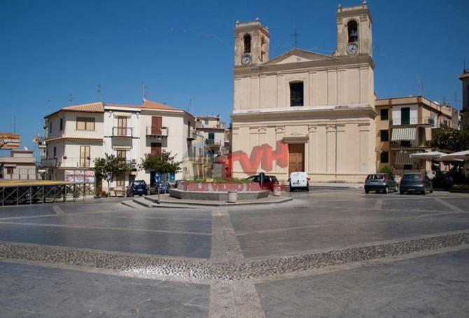 Holiday Homes Campofelice Di Roccella Luaran gambar